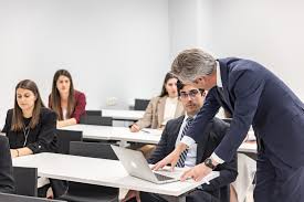 Tributación Internacional: Los postgrados más rentables para expertos fiscalistas